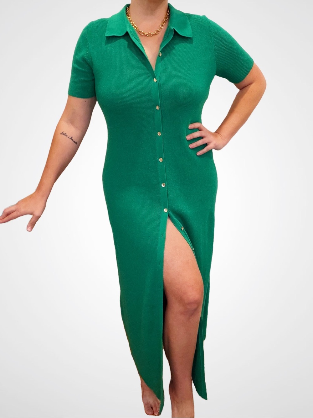 Commense Metal Button Collar Ribbed Knit Maxi Dress in Green, Large